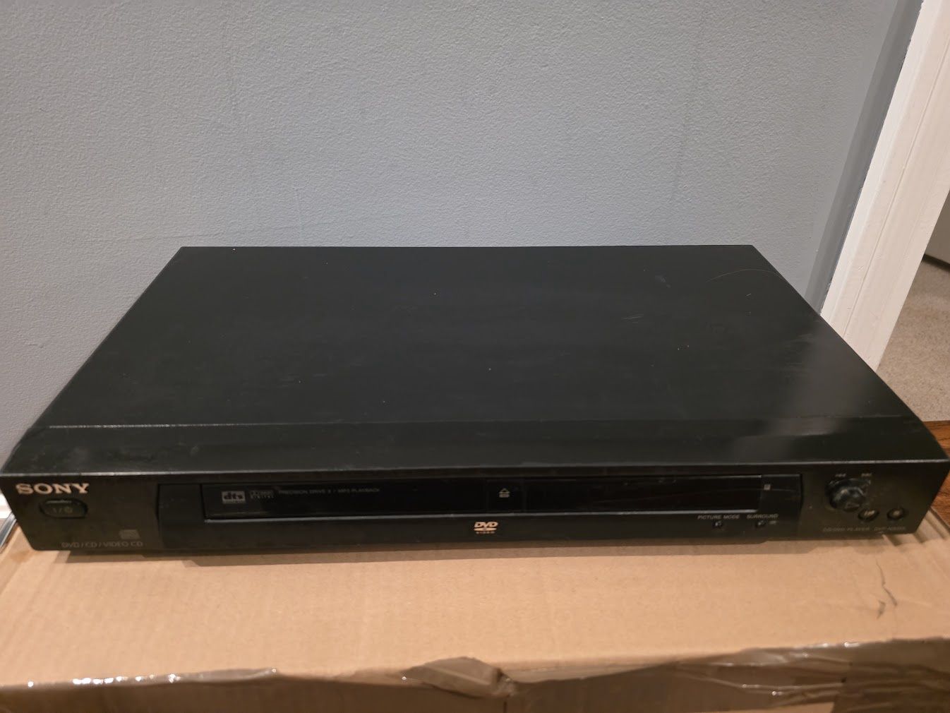 SONY DVP-NS315 DVD CD Video Disc Player, No Remote