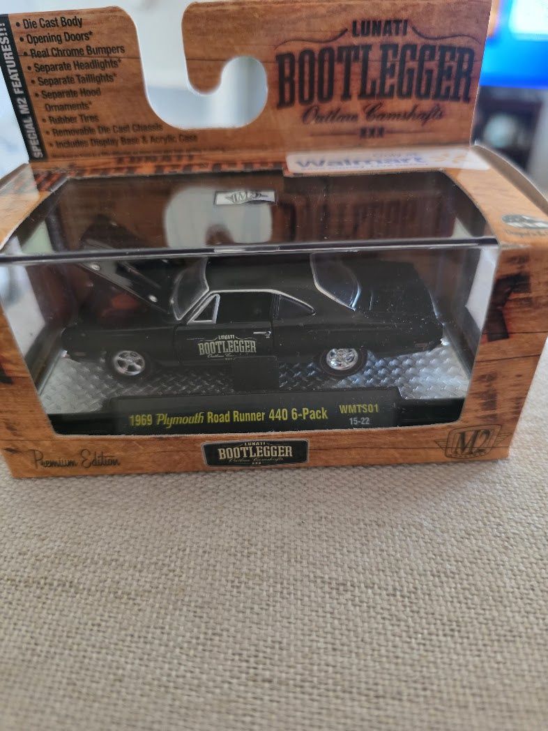 2015 M2 Machines Bootlegger Walmart - 1955 Chevrolet Bel Air - WMTS01 15–19