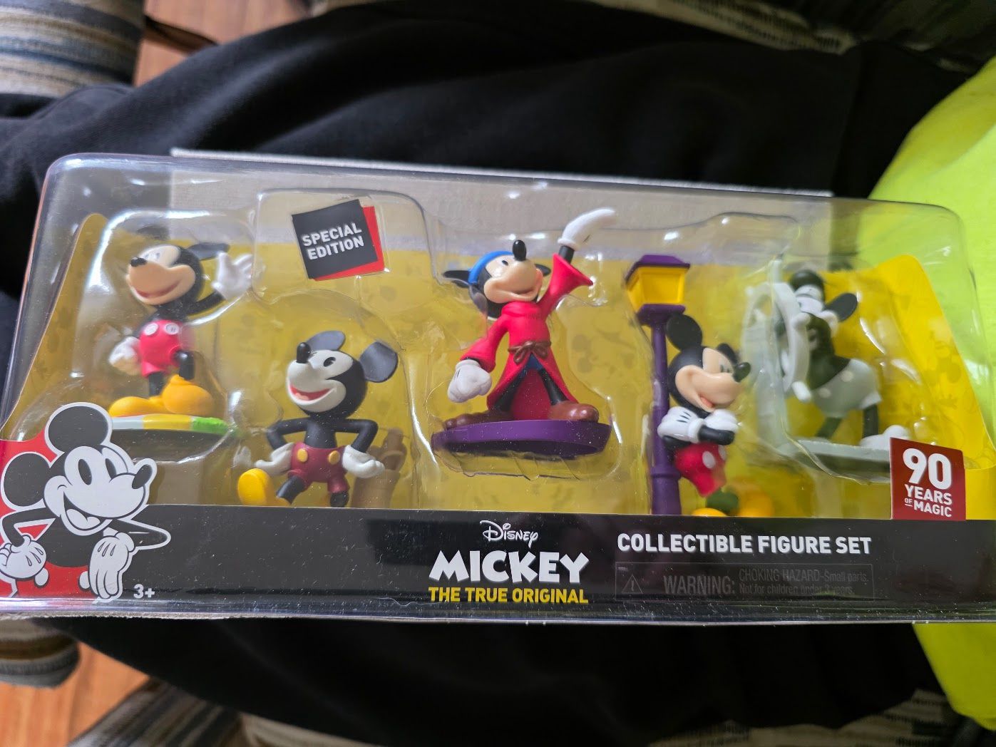 Disney Mickey Mouse 90th Anniversary The True Original Collectible Figure Set