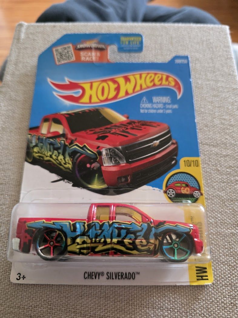 Hot Wheels 2016 HW Art Cars Chevy Silverado Red 200/250