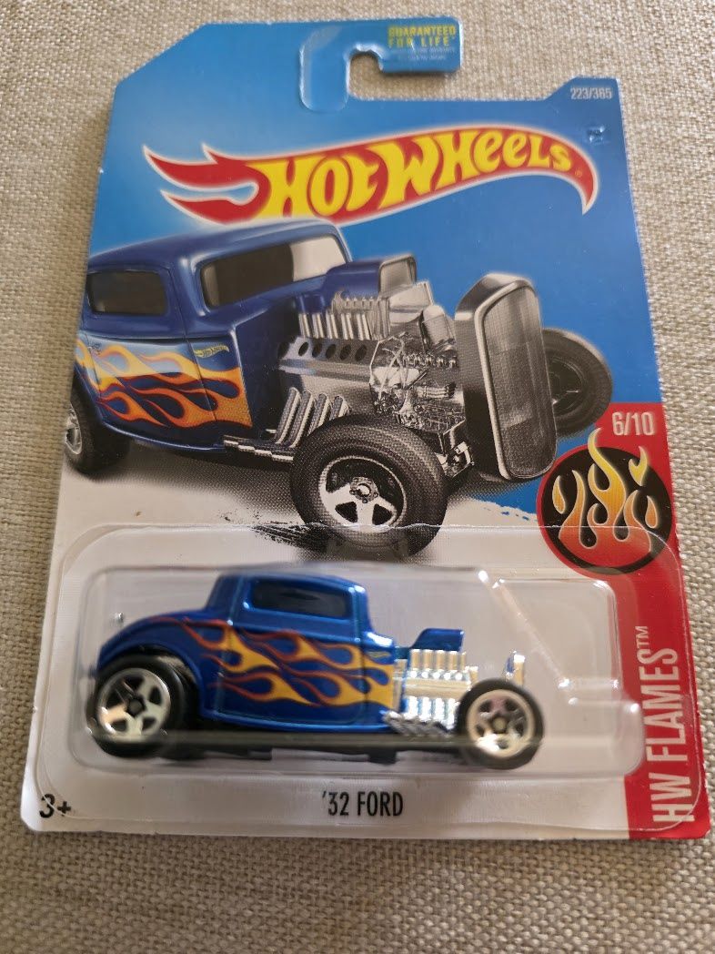 Hot Wheels HW Flames 6/10 '32 Ford 223/365 Blue