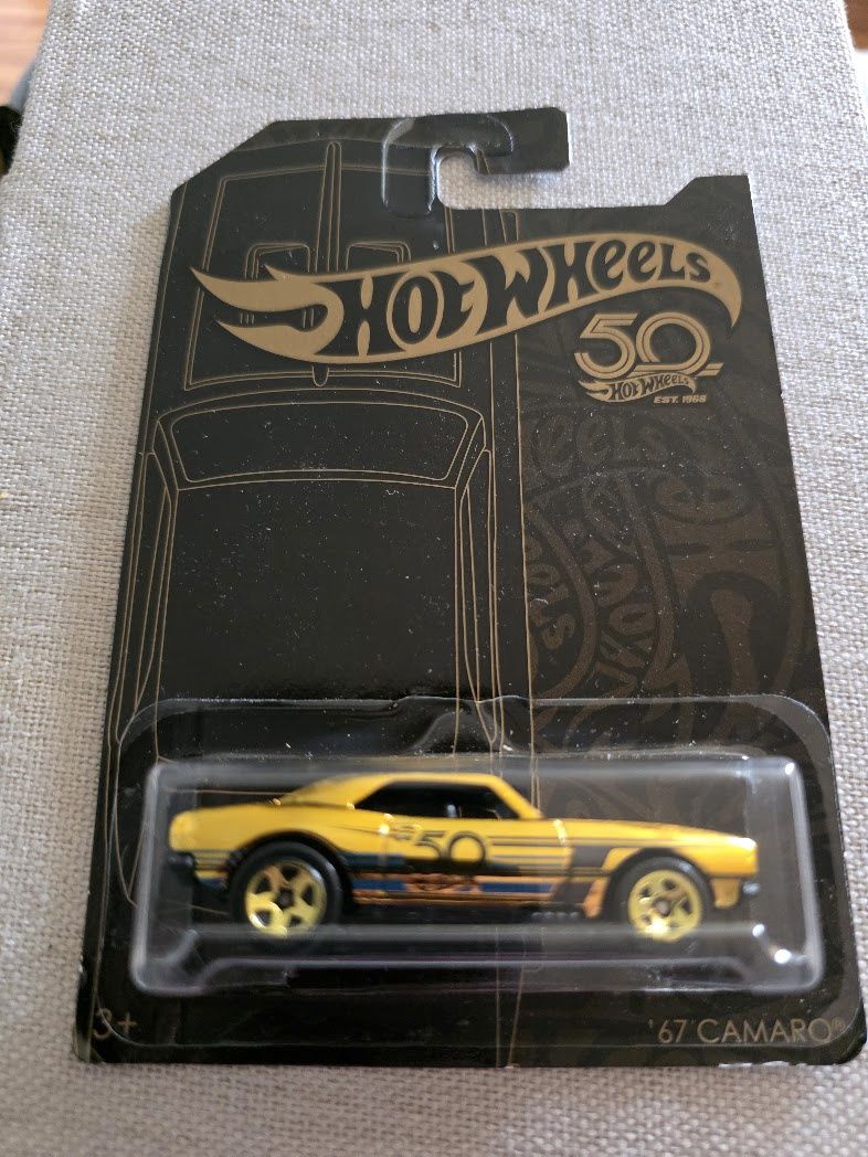2018 Hot Wheels '67 Camaro Chase 50th Anniversary Black and Gold Chrome Limited