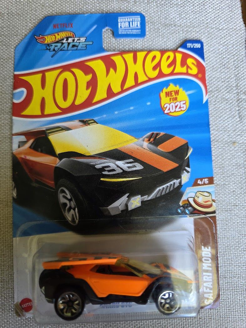 Hot Wheels Amaru GTC Safari Mode 1:64 Diecast Car Orange/Black Race 2025