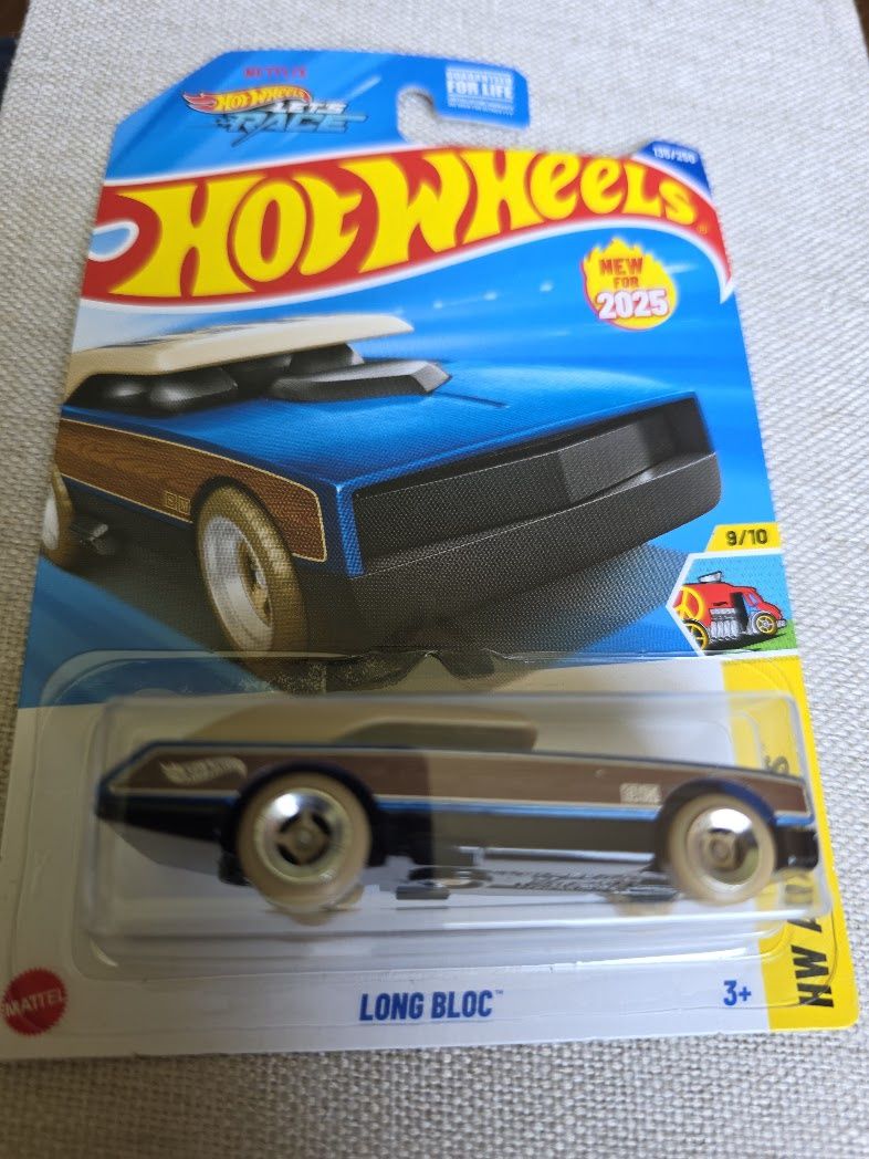 Hot Wheels 2025 Long Bloc HW ART CARS 1/64 NETFLIX Let’s Race