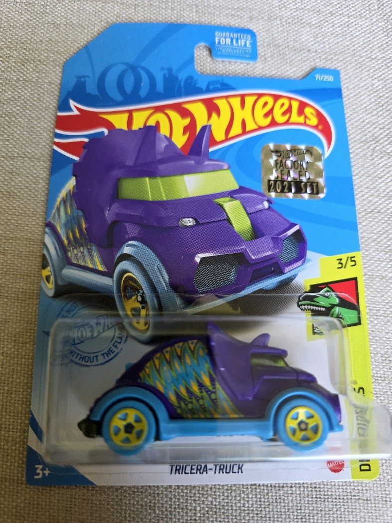 Hot Wheels Tricera-Truck 2021 1:64 Dino Riders Purple Diecast Fantasy Truck