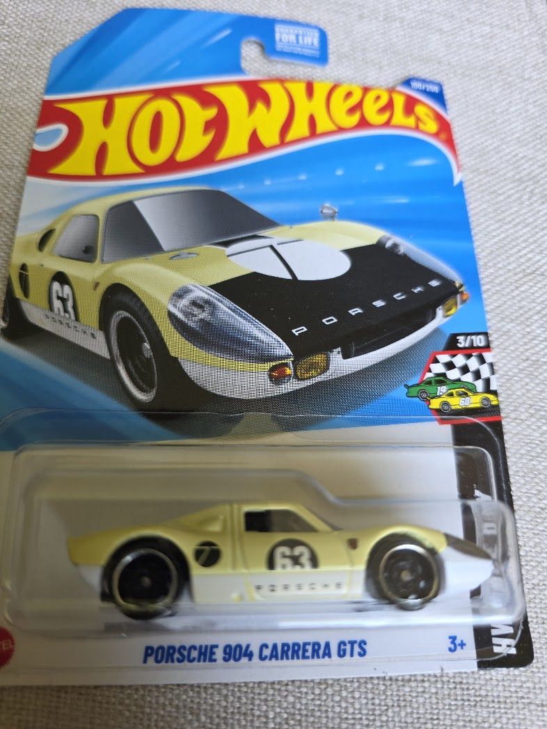 Hot Wheels 2025 HW Race Day Porsche 904 Carrera GTS Yellow #100 100/250