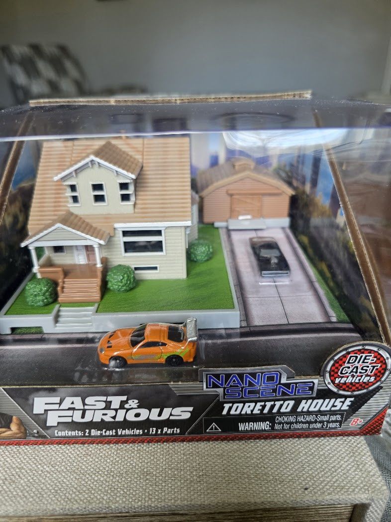 Jada Toys Fast &amp; Furious Nano Scene Toretto House Collectible Diorama NIB