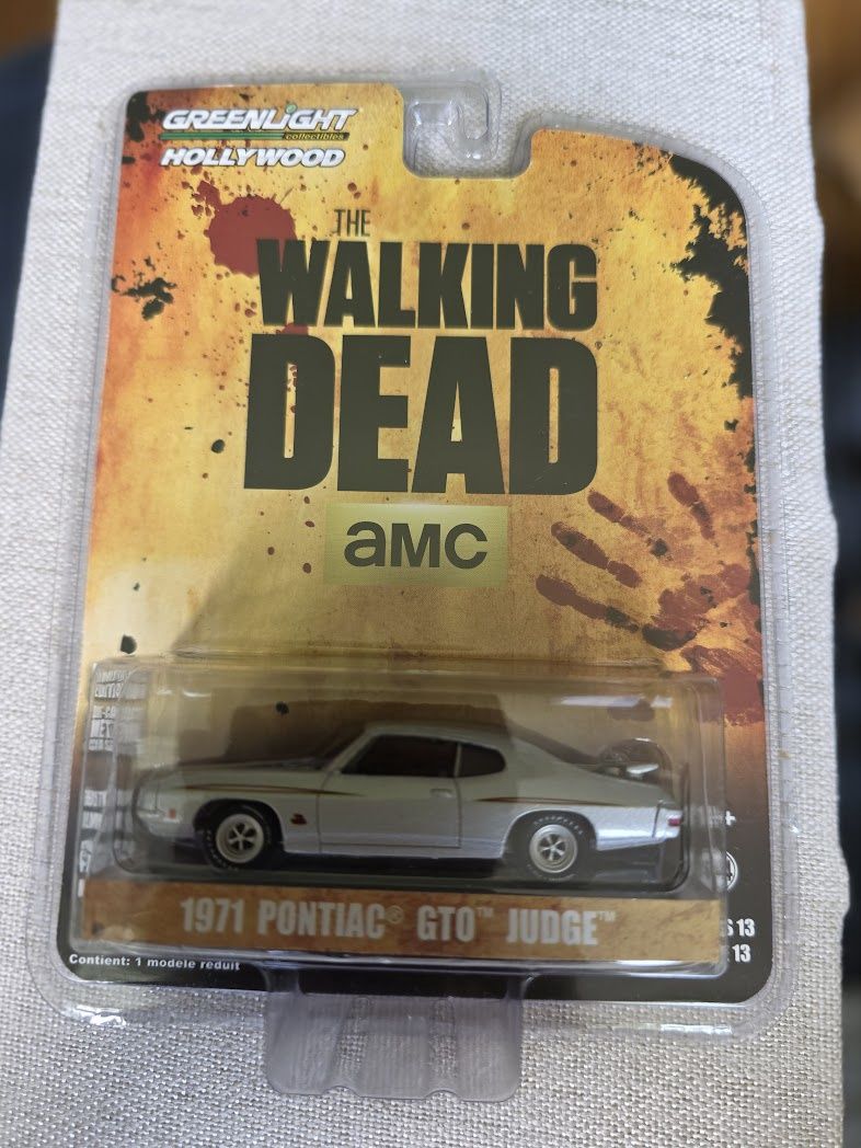 GreenLight Hollywood The Walking Dead AMC 1971 Pontiac GTO Judge 1:64 NIB