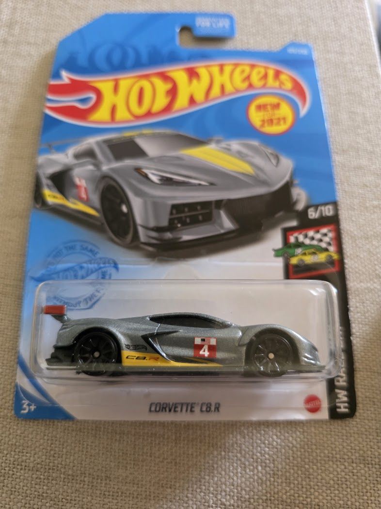 Hot Wheels Corvette C8.R HW Race Day 1:64 Car Gray Yellow 2021