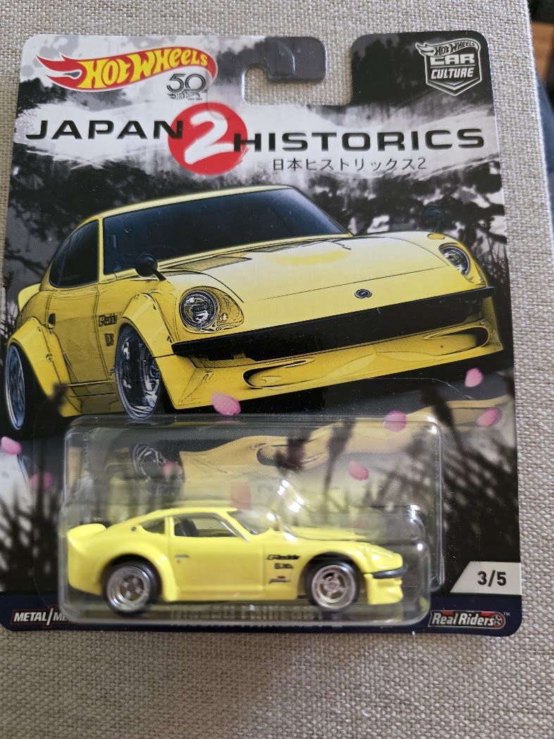 Hot Wheels 2018 Car Culture Japan Historics 2 Nissan Fairlady Z Yellow