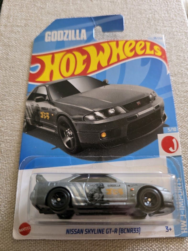 Hot Wheels HW J-Imports Nissan Skyline GT-R (BCNR33)2
