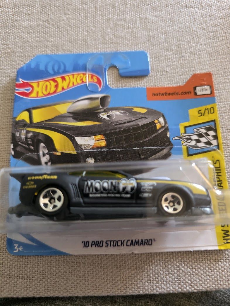 Hot Wheels '10 Pro Stock Camaro Moon Eyes Black HW Speed Graphics #5/10