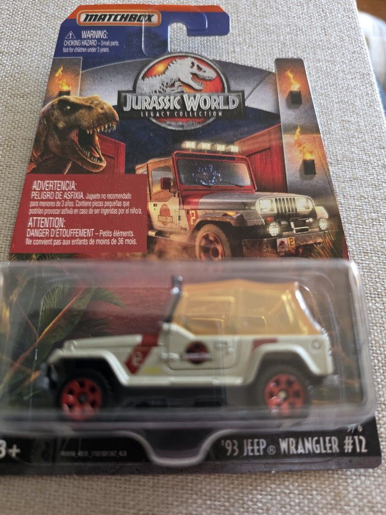 Matchbox Jurassic World Legacy Collection ‘93 Jeep Wrangler Car #12