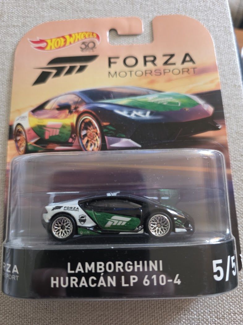 Hot Wheels 2018 50th Anniversary Forza Motorsport Lamborghini Huracan LP 610-4