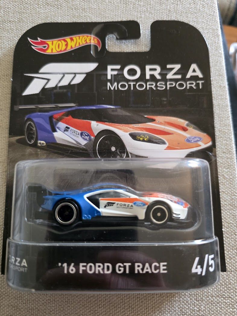 HOT WHEELS 2017 Forza Motorsport '16 Ford GT Race 4/5 Real Riders