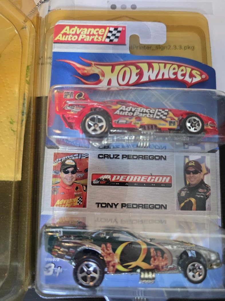 2007 Hot Wheels Advance Auto Parts 2 pack - Cruz Pedregon and Tony Pedregon