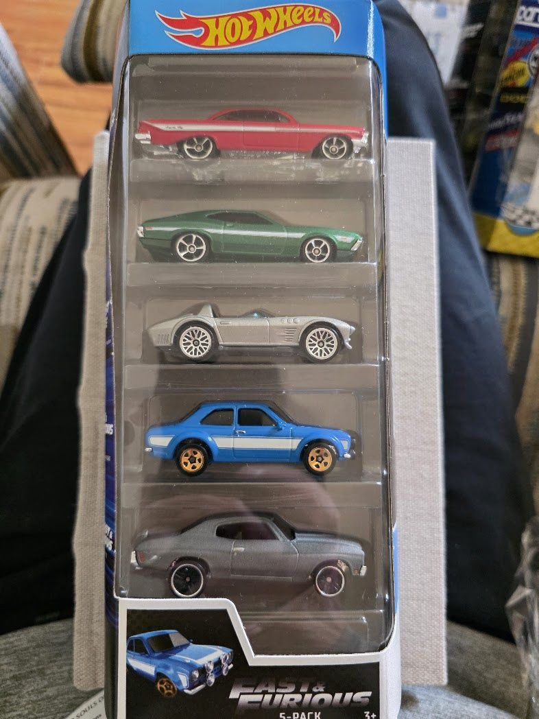 Hot Wheels Fast &amp; Furious Diecast Car Play Set 5-Pack Multicolor GHP55 Skyline