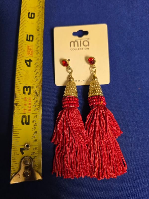 Mia Collection earrings tassel