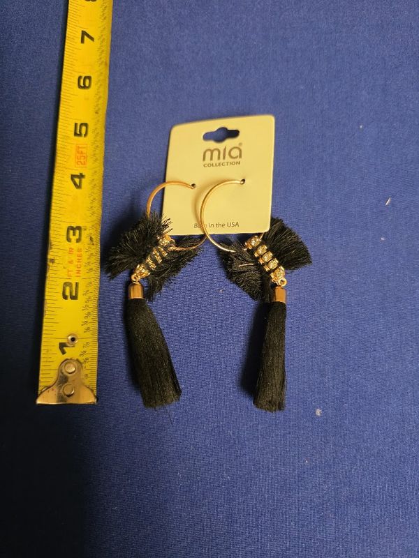 Mia Collection hoop earrings black tassel