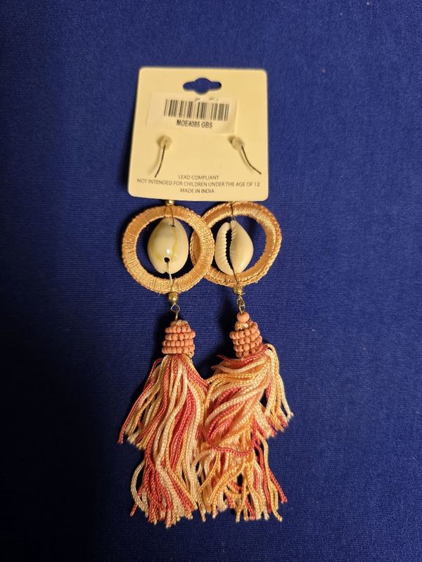 Mia collection Earrings Shell and Bead Dangle Tassel peach and pink