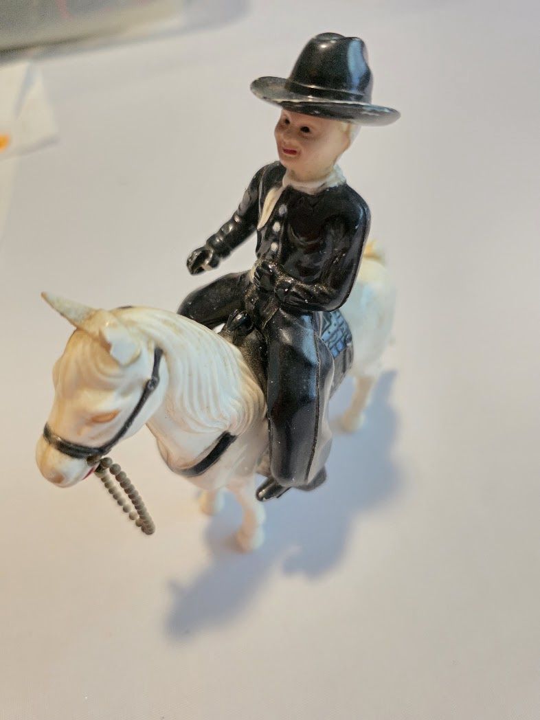 1950's Ideal Mini Hopalong Cassidy with Topper Set Horse hand damage in pic