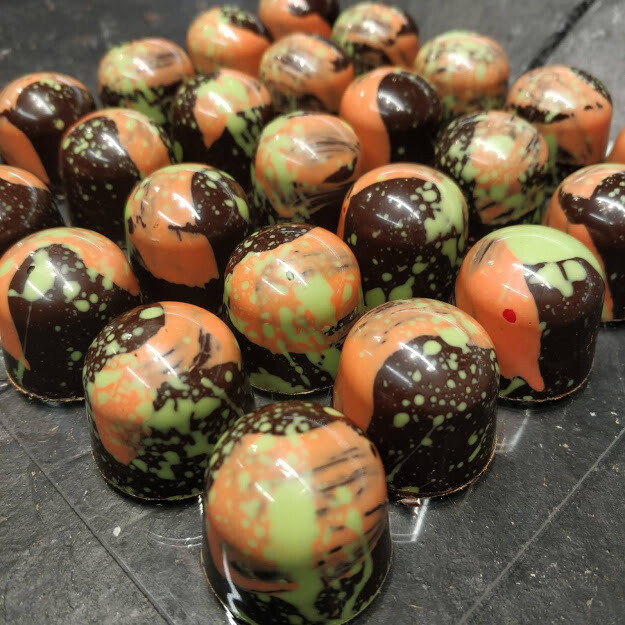 Tumma suklaa appelsiini konvehti (G,L,V)