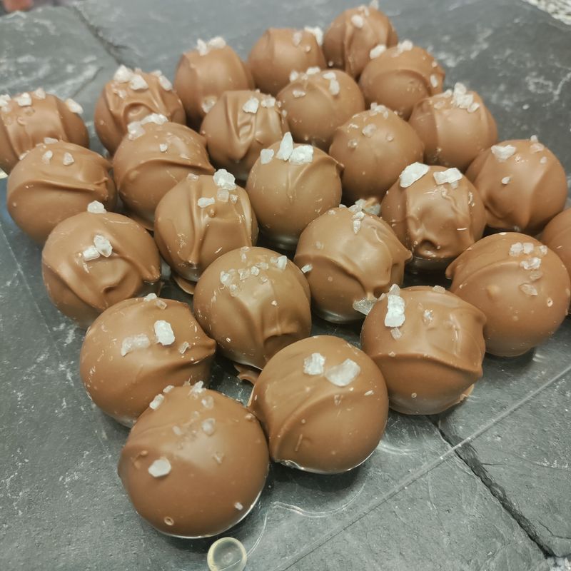 Maitosuklaa salted caramel (G)