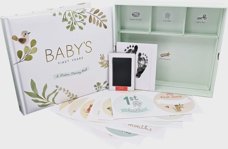 Baby&#39;s First Years Keepsake Box