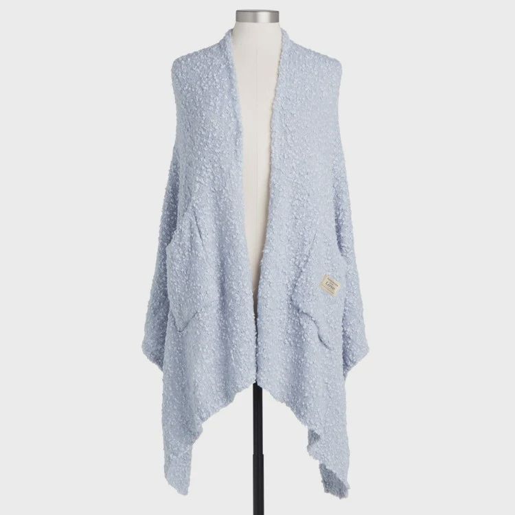 Giving Shawl Soft Blue 2 Pockets