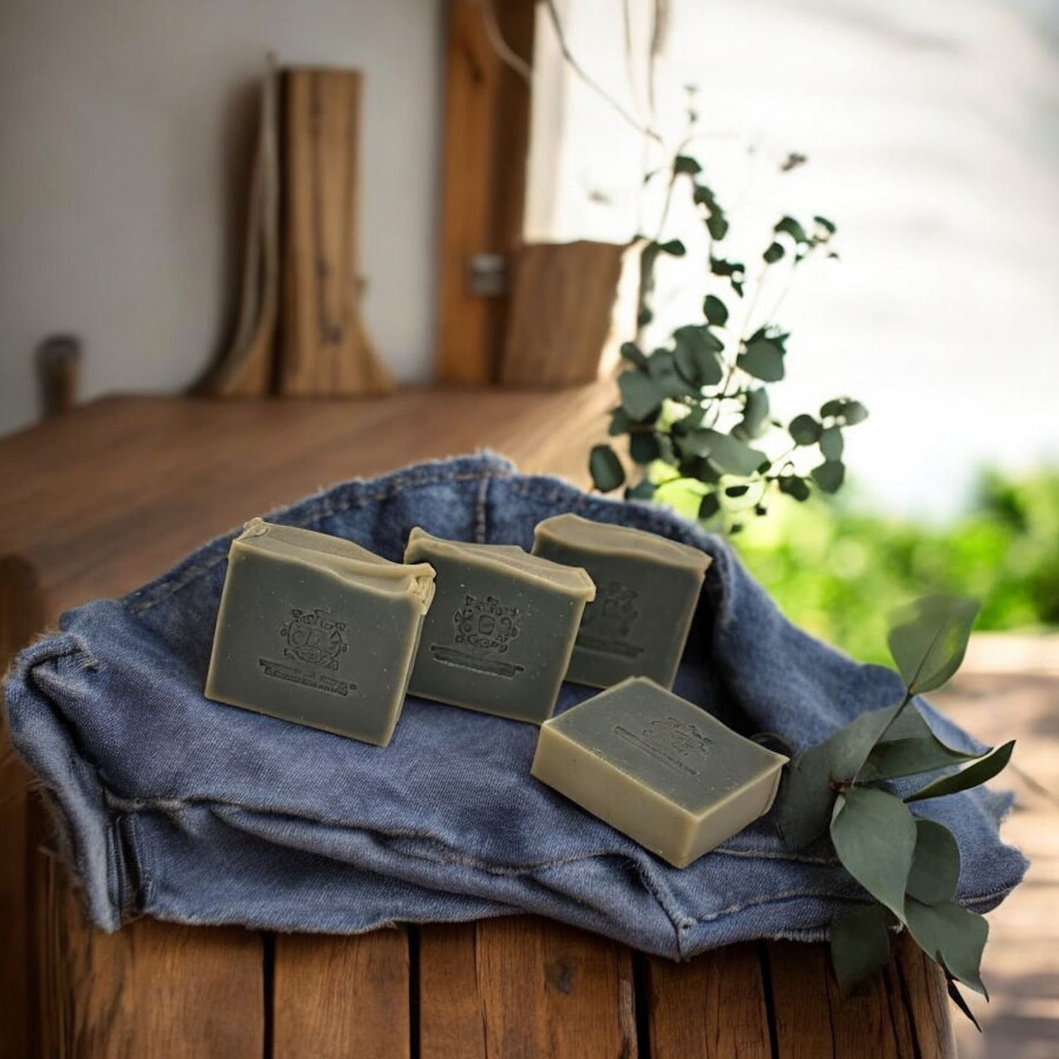 BLUE EUCALYPTUS AND SPEARMINT SOAP