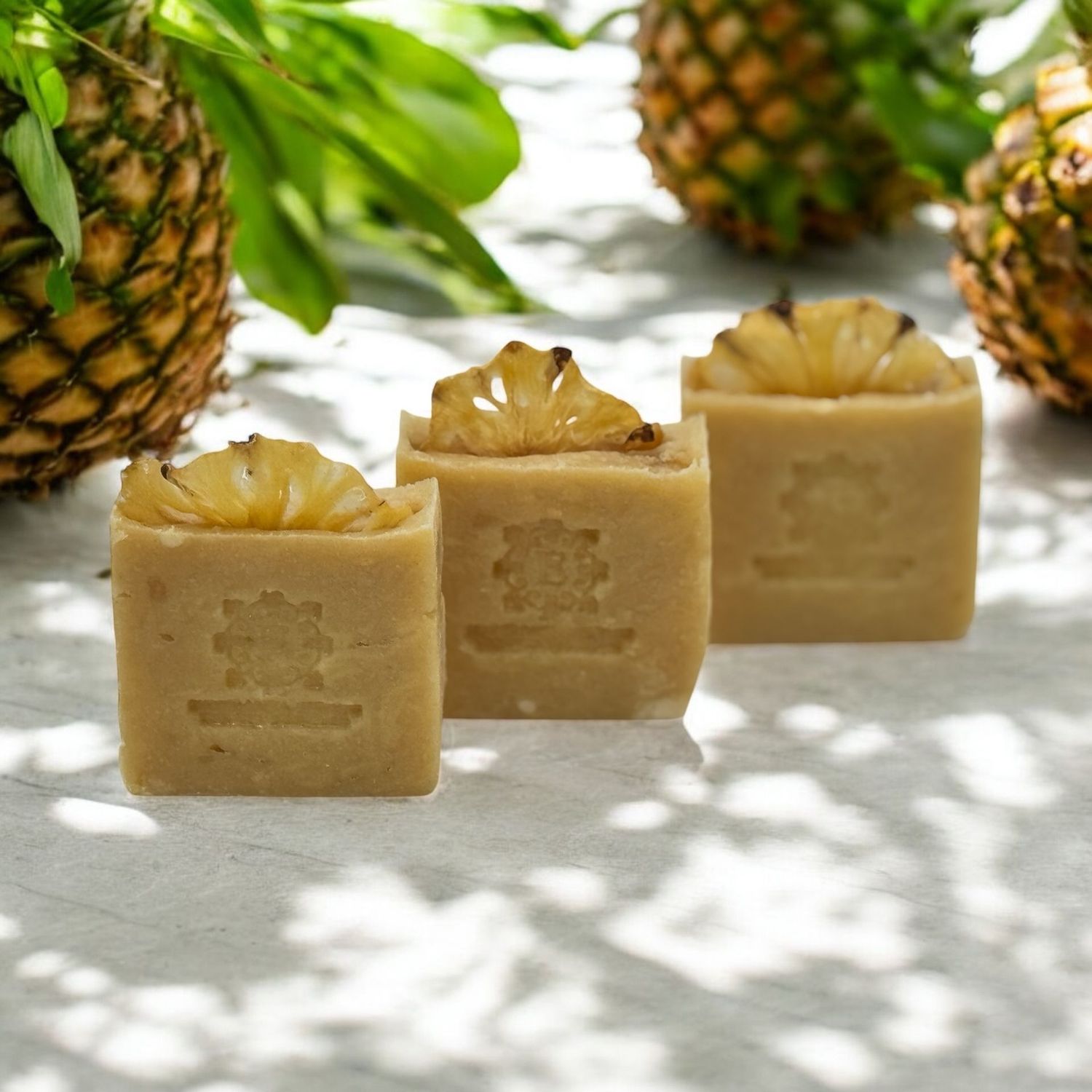 ISLAND PINEAPPLE BLOOM SOAP