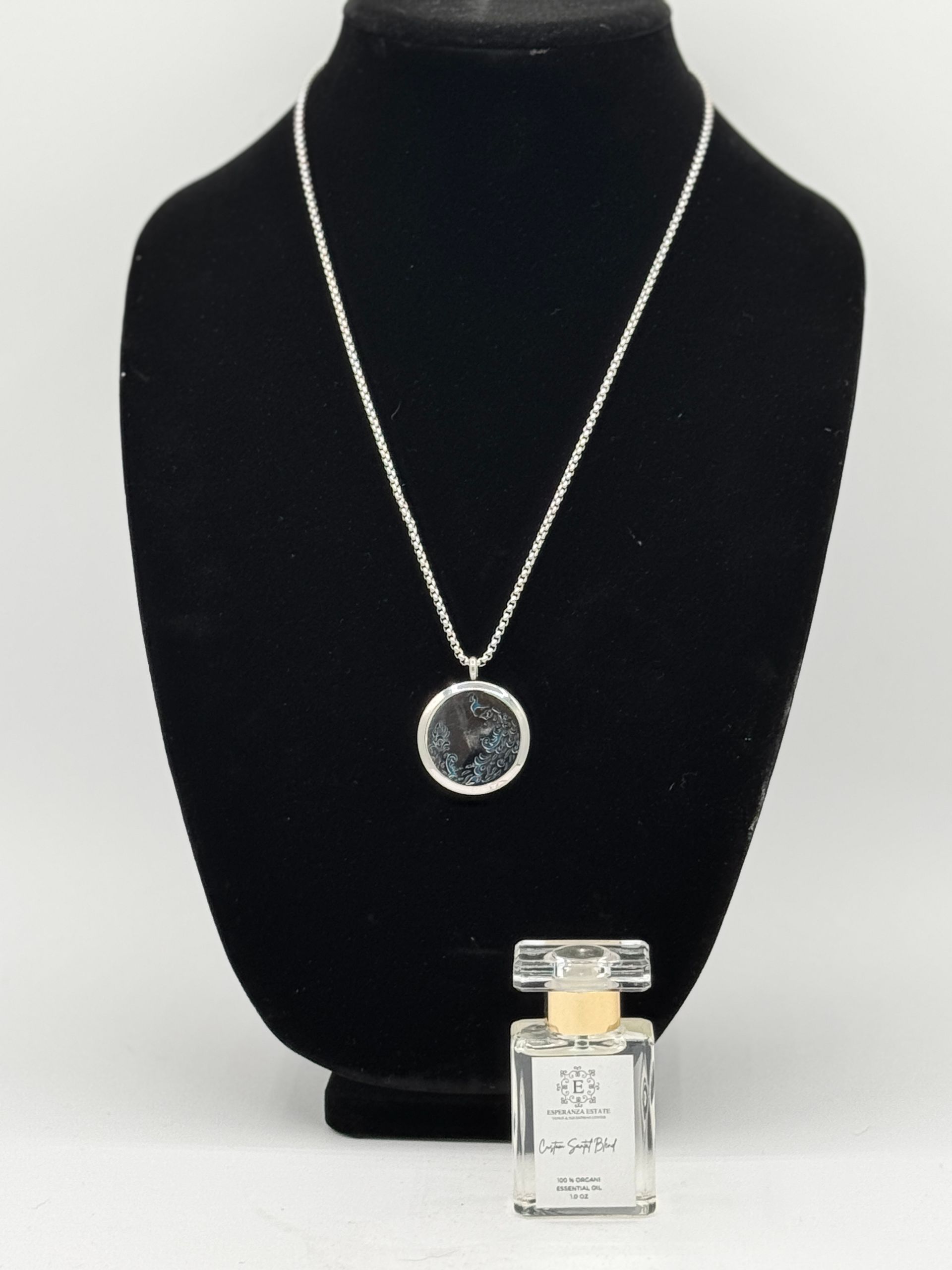 AROMATHERAPY NECKLACE