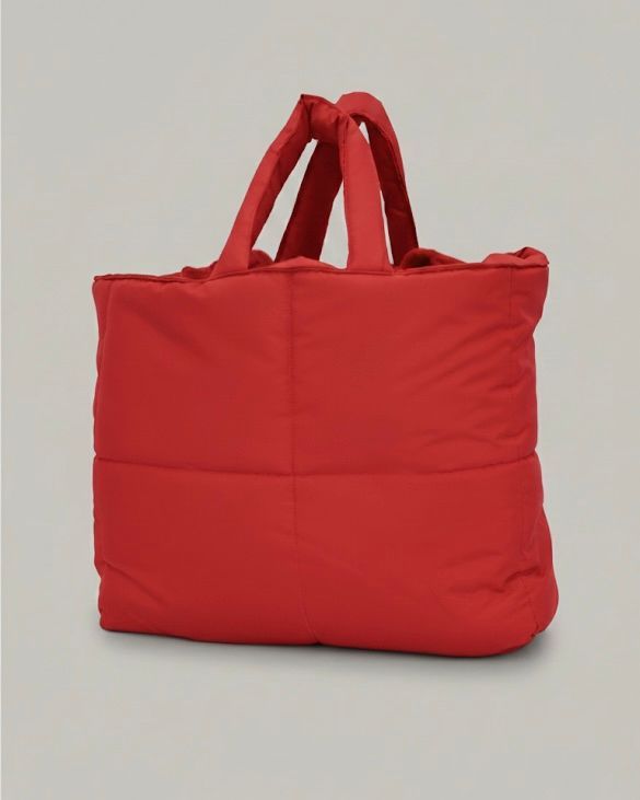 BORSA IMBOTTITA CON MANICI