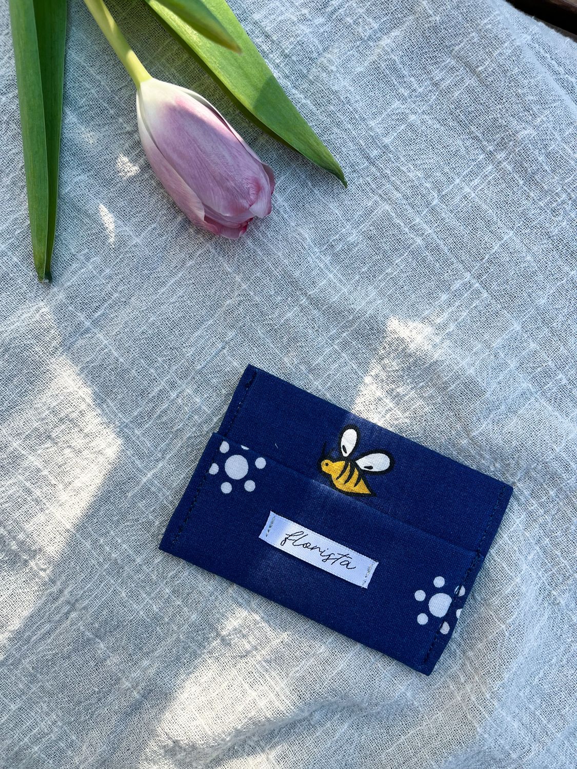 Etui na karty /BEE/