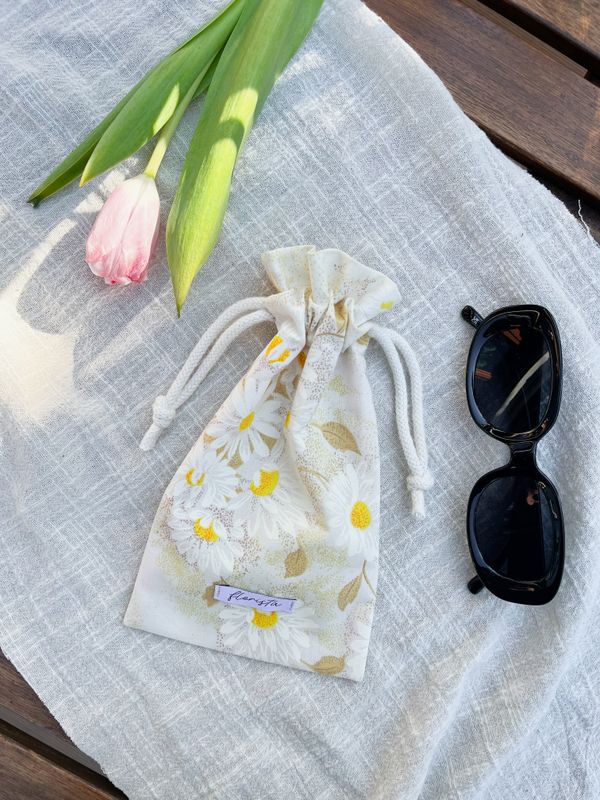 Woreczek, etui na okulary /SUNNY/