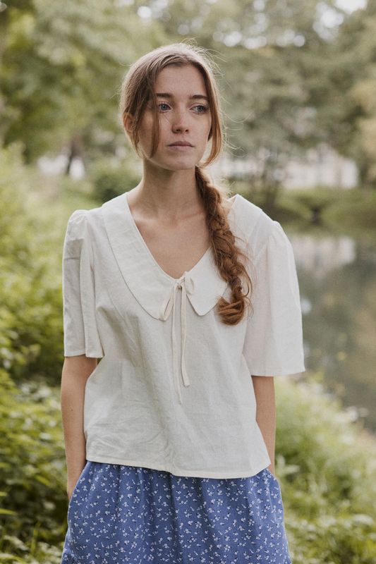 Bluzka z kołnierzykiem /VICTORIA/