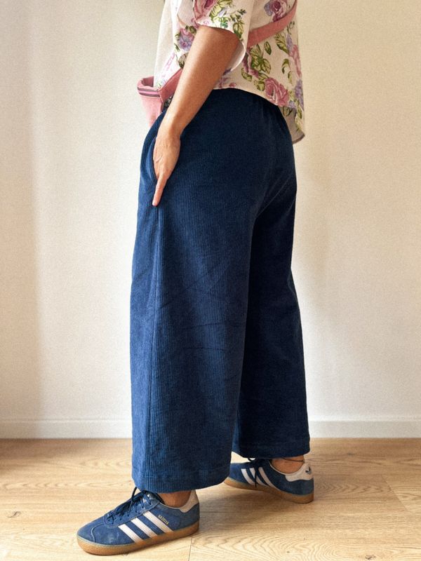 Spodnie MAYA sztruksowe /NAVY/