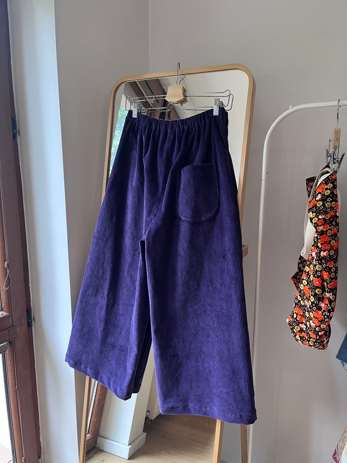 Spodnie MAYA sztruksowe /PLUM/