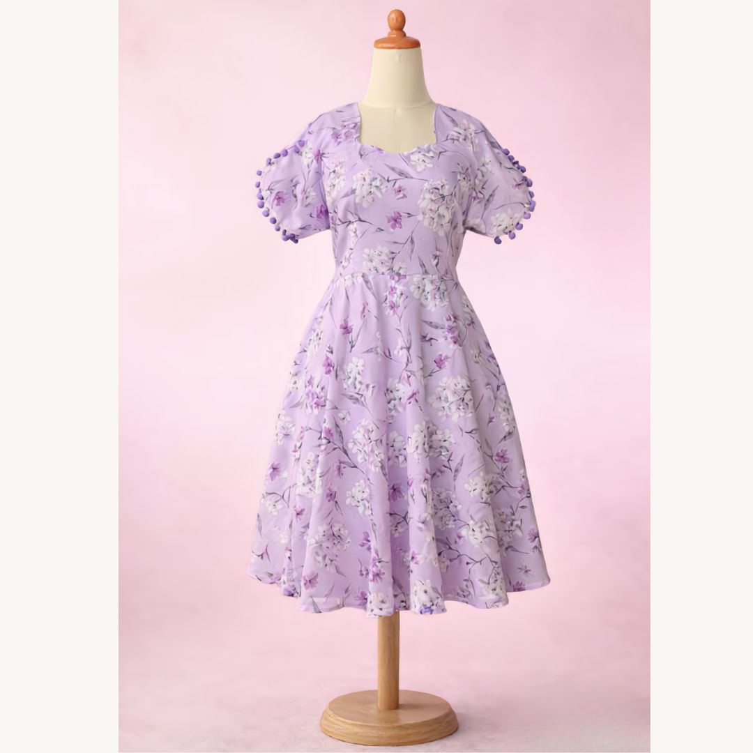 Violet floral print tulip sleeve with pom pom (2XL)