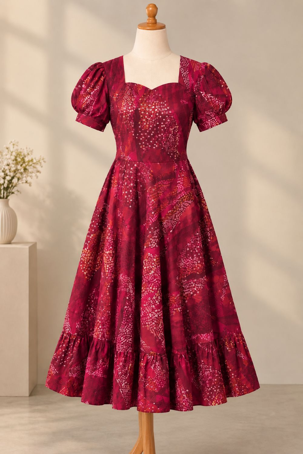 Puff sleeves maroon bandhani print 3Q dress(2XL)