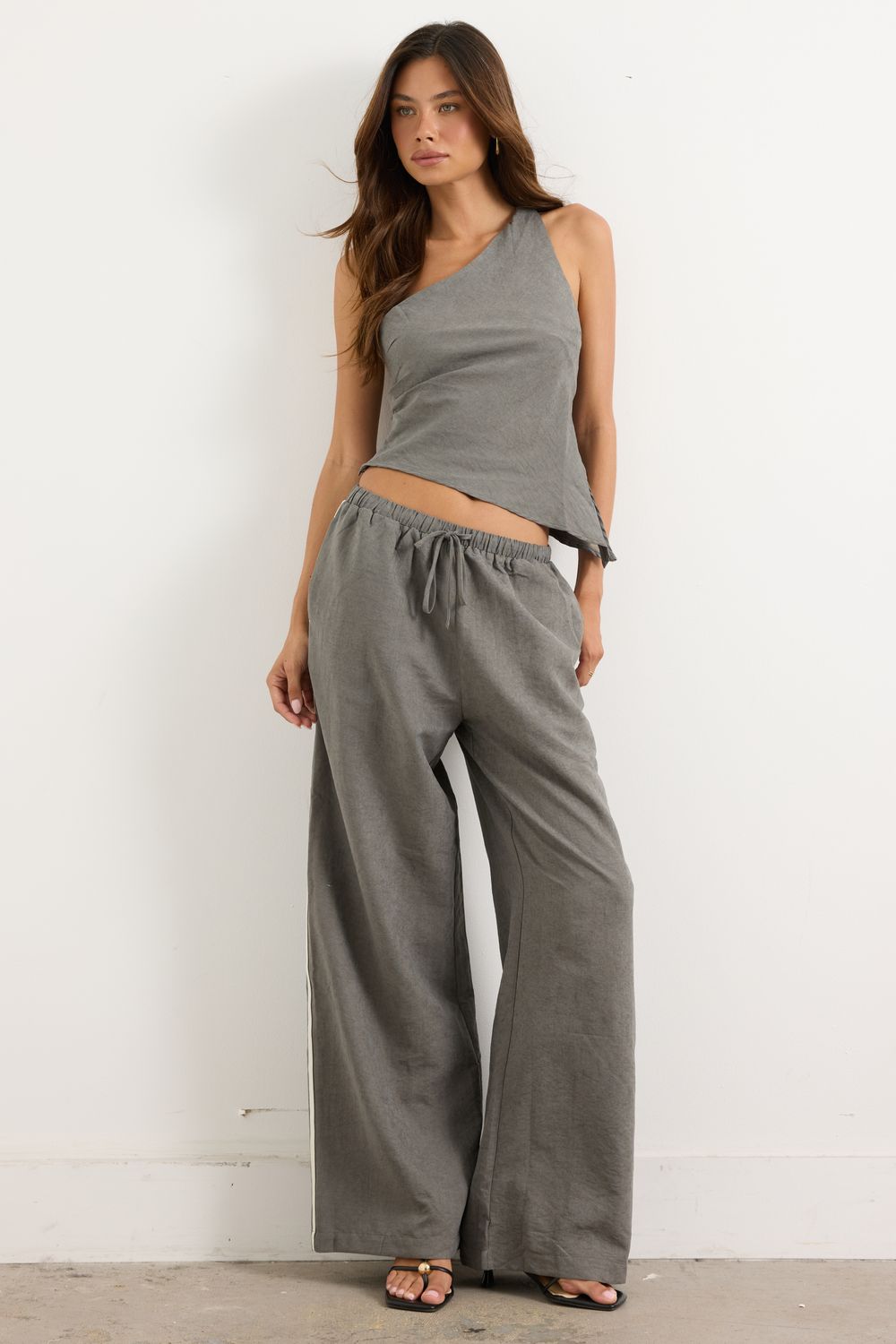 Trinity &amp; Bryce Grey Blue Stripe Pants