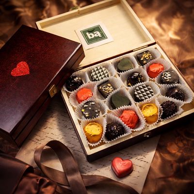 Chocolates •Bą• LOVE  18 pcs.