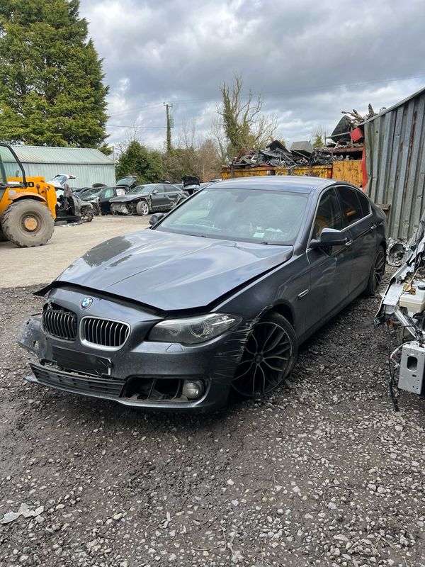 Breaking BMW 518d 2015 b39 b47