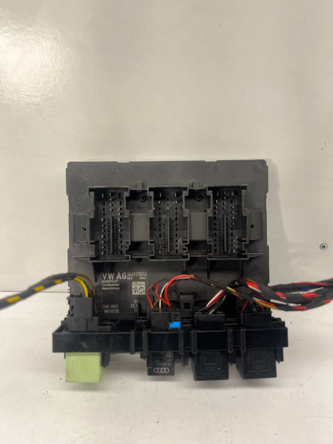 VOLKSWAGEN PASSAT B7 2012 BCM BODY CONTROL MODULE 3AA937087A A2l11b6s