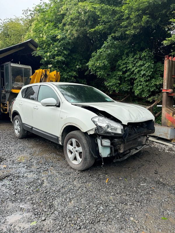 Breaking 2012 Nissan Qashqai 1.5L Diesel