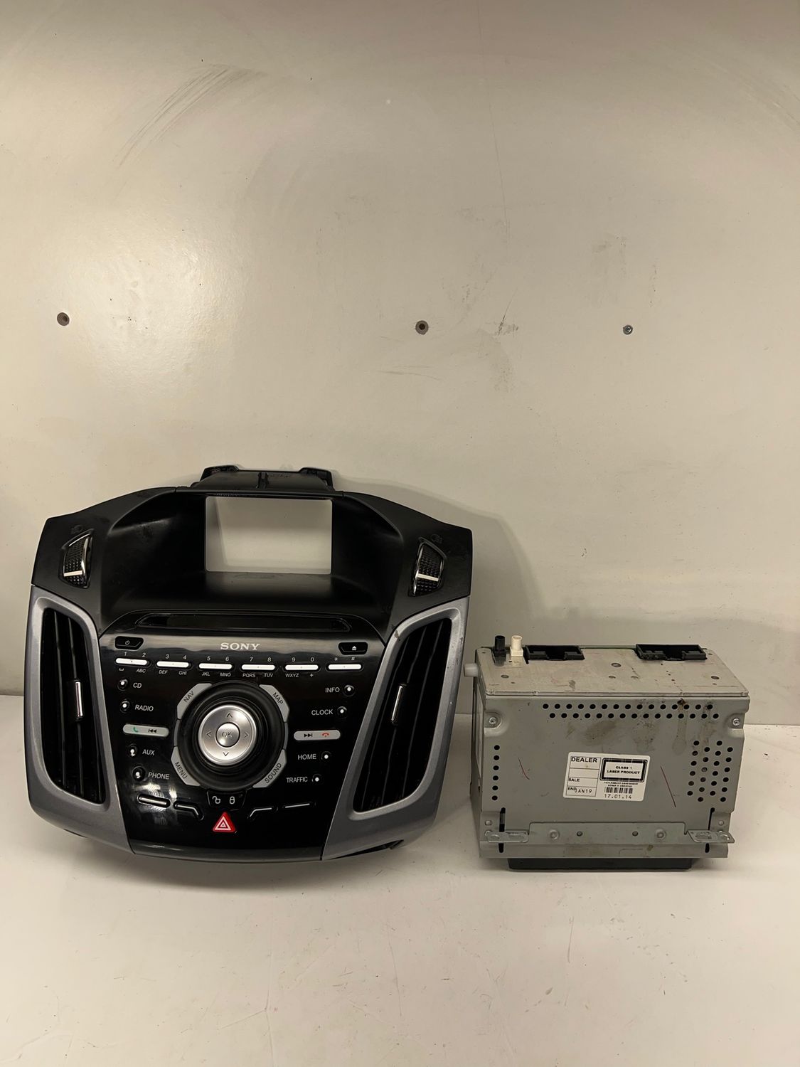 FORD FOCUS MK3 SONY DAB CAR RADIO STEREO CD PLAYER HEAD UNIT BM5T-18C815-XM a2l11b6s