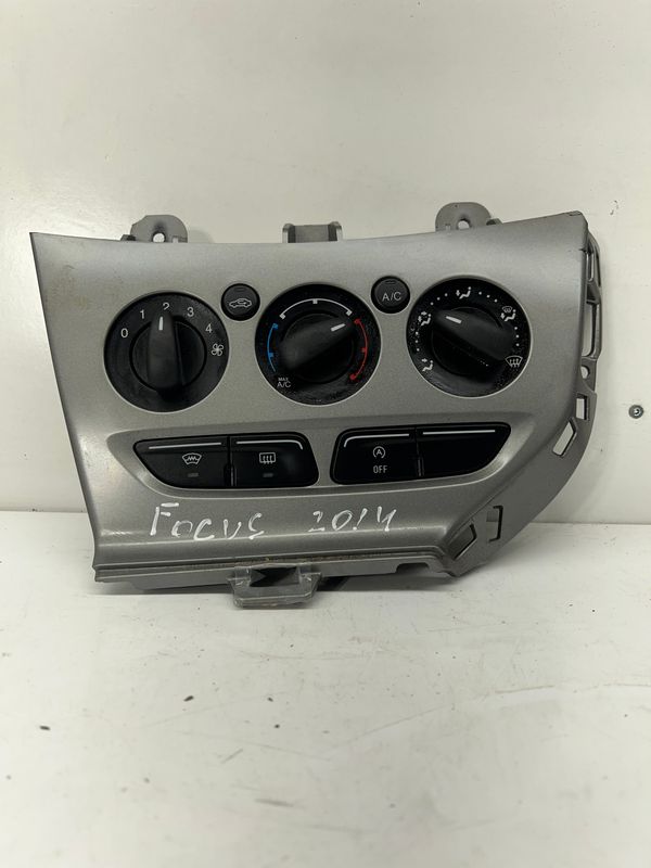 FORD Focus 2014 HEATER CONTROL PANEL BK2T19980 A2l11b6s
