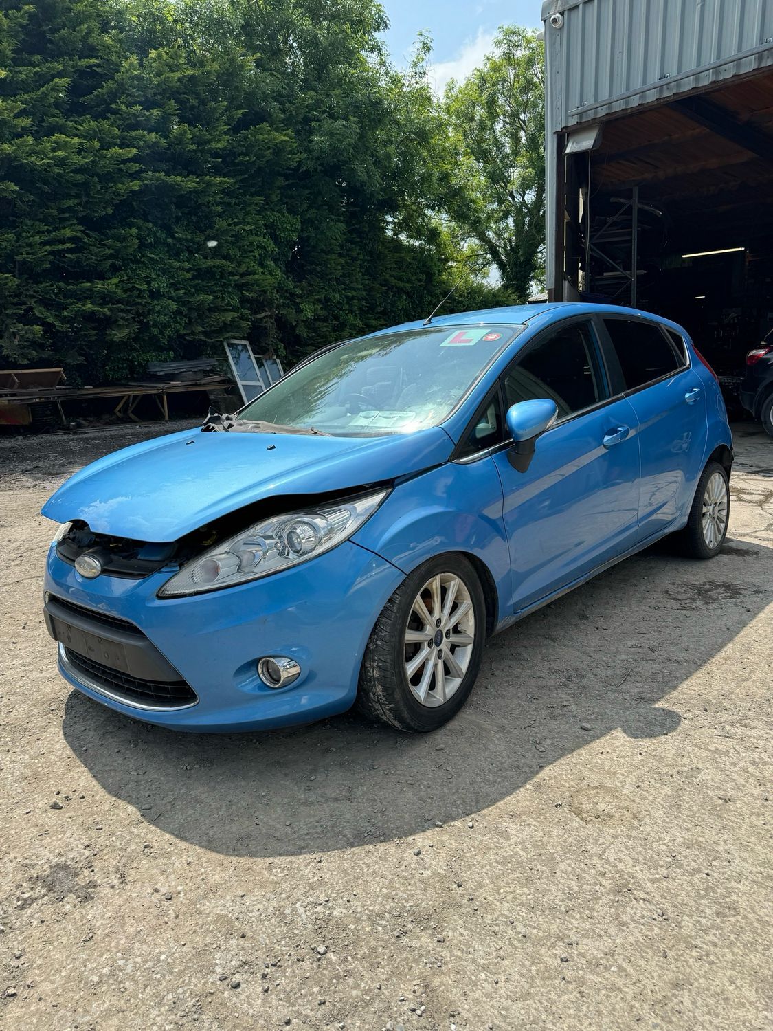Breaking 2010 Ford Fiesta 1.4TDCI