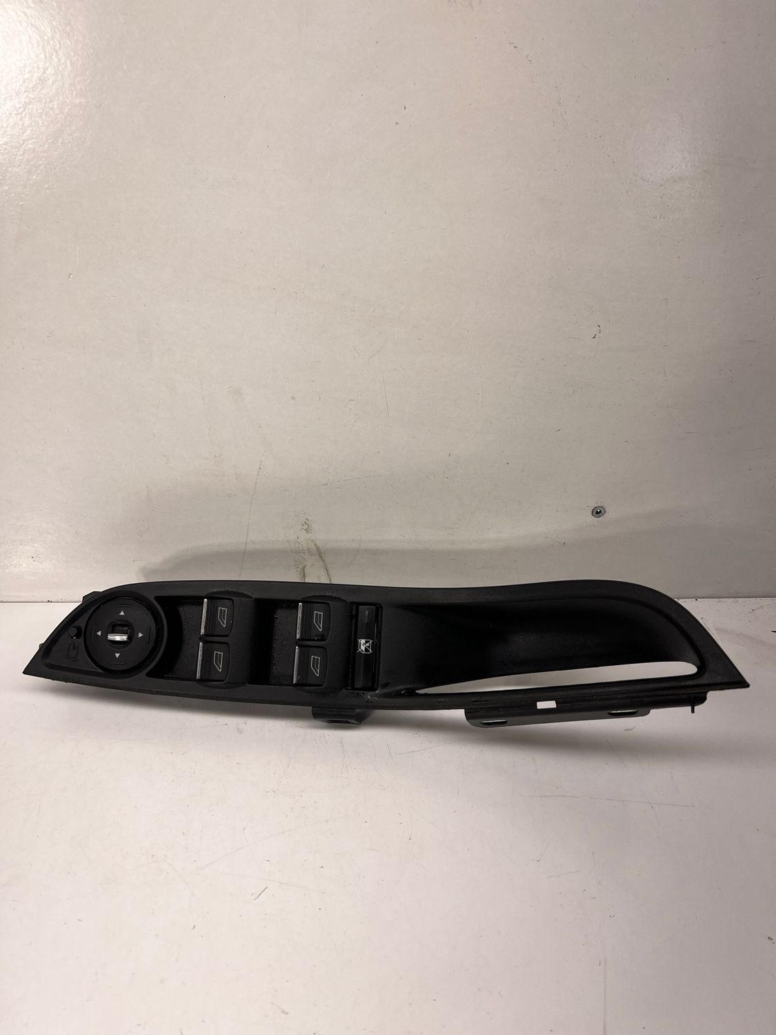 2014 FORD FOCUS MK3 5DR FORNT DRIVER SIDE WINDOW SWITCH AM5T-14A132-CA A2l11b6s