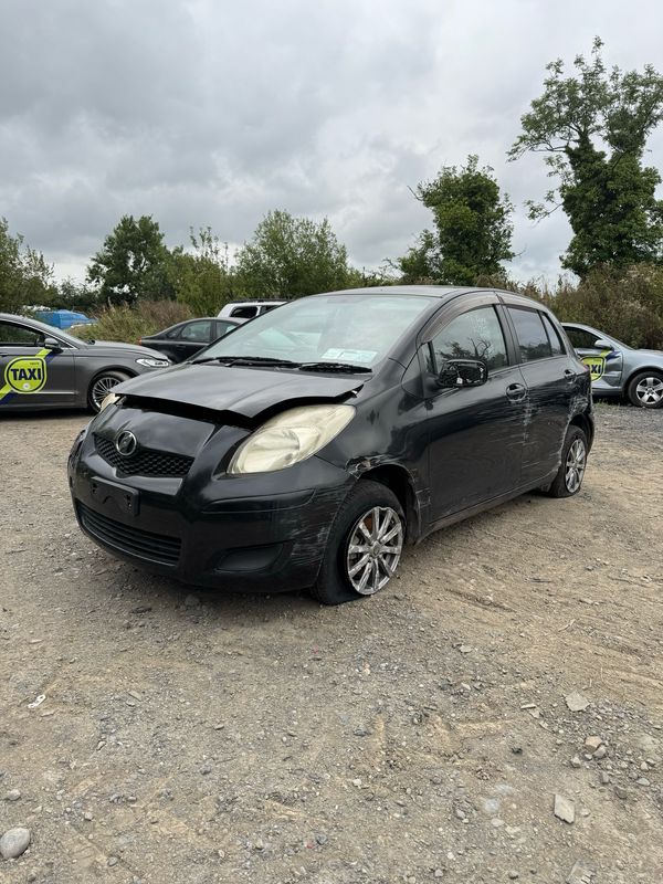 Breaking 2010 Toyota Vitz 1L Petrol Automatic
